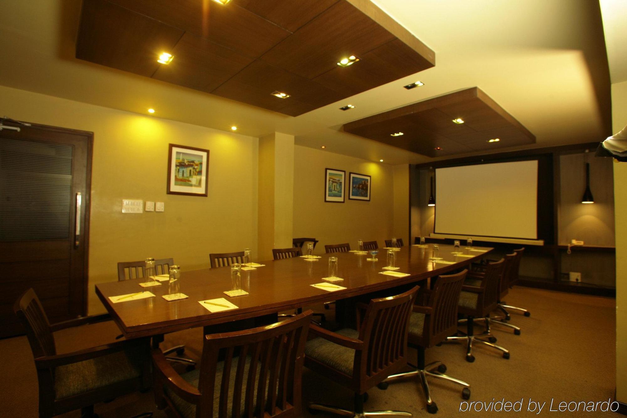 ​Justa Hyderabad Hotel Facilities photo