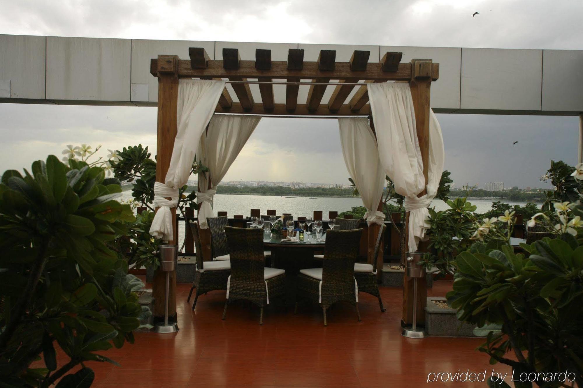 ​Justa Hyderabad Hotel Restaurant photo