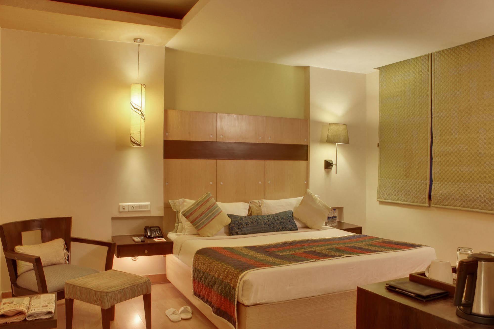 ​Justa Hyderabad Hotel Exterior photo